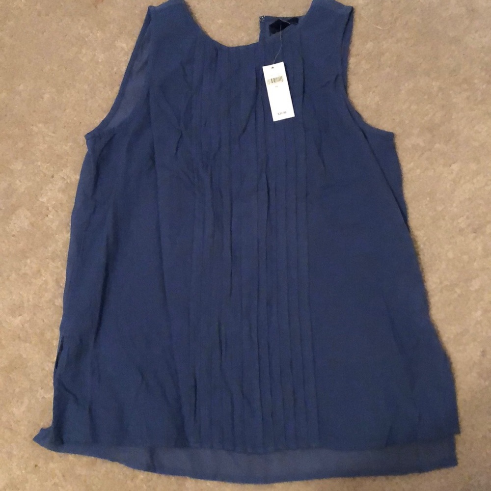 Gap top